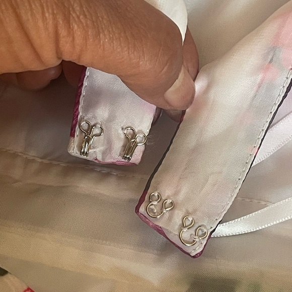 New Xscape Nordstrom Dress Size 0 white pink floral fit&flare open back - Picture 16 of 16